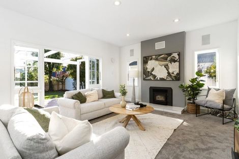 Photo of property in 8 Bradshaw Terrace, Riccarton, Christchurch, 8011