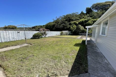 Photo of property in 64 Dover Road, Wainuiomata, Lower Hutt, 5014