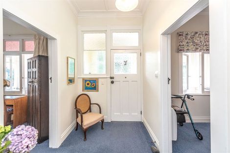 Photo of property in 35 College Street, College Estate, Whanganui, 4500