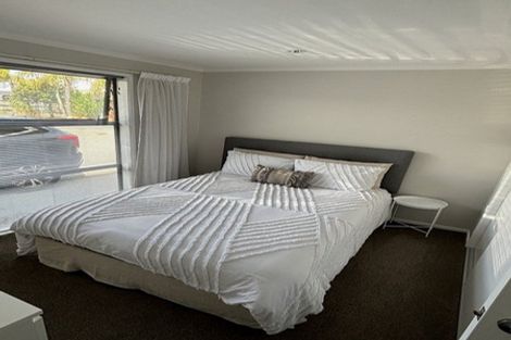 Photo of property in 9 Maple Lane, Huapai, Kumeu, 0810