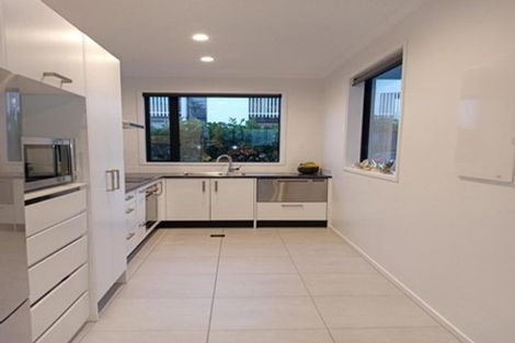 Photo of property in 18 Frank Gill Road, Hobsonville, Auckland, 0616