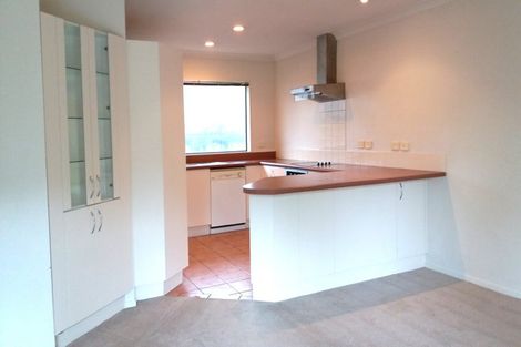 Photo of property in 4 Snave Place, East Tamaki, Auckland, 2013