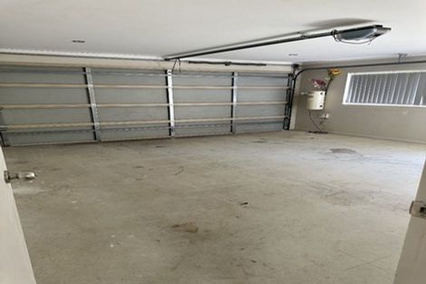 Photo of property in 73a Robert Skelton Place, Clendon Park, Auckland, 2103