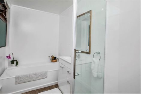 Photo of property in 300 The Terrace, Thames, 3500