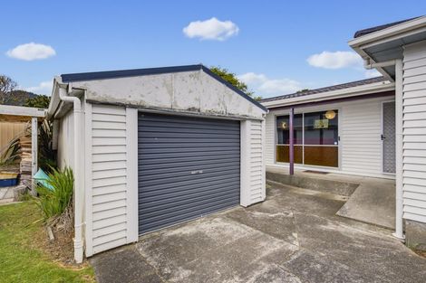 Photo of property in 154 Tilley Road, Paekakariki, 5034