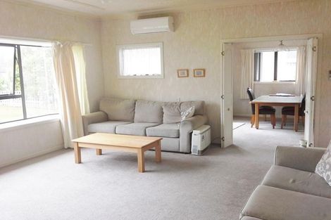 Photo of property in 26 Gilbert Street, New Plymouth, 4310