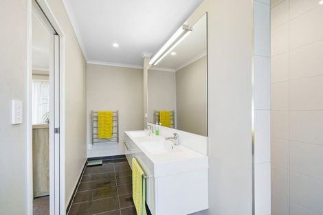 Photo of property in 24 Lilac Close, Cambridge, 3434