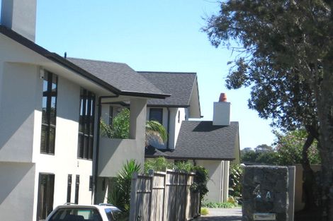 Photo of property in 4 Folkestone Street, Murrays Bay, Auckland, 0630