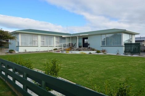 Photo of property in 2 Highfield Terrace, Newfield, Invercargill, 9812