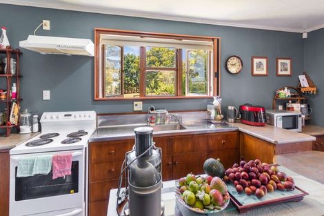 Photo of property in 36 Pukepapa Road, Marton, 4710