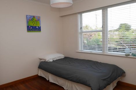 Photo of property in 27 Aorangi Road, Paraparaumu, 5032