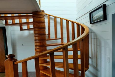 Photo of property in 71 Heta Road, Highlands Park, New Plymouth, 4312