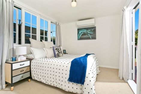 Photo of property in 1/48 Onepoto Road, Hauraki, Auckland, 0622