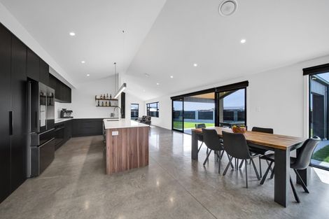 Photo of property in 22 Larlin Drive, Hawera, 4675