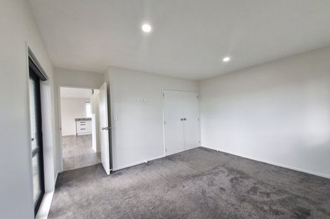 Photo of property in 2 Arnhem Place, Pukekohe, 2120