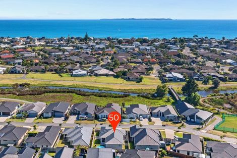 Photo of property in 50 Harding Drive, Papamoa Beach, Papamoa, 3118