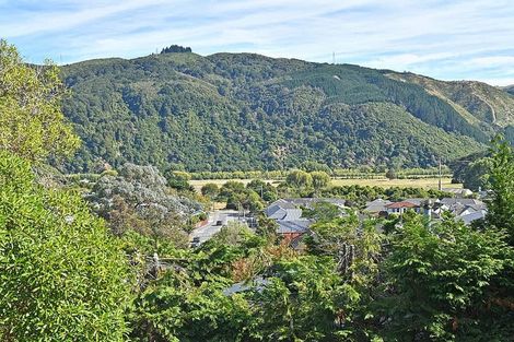 Photo of property in 13 Field Street, Silverstream, Upper Hutt, 5019