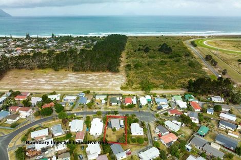 Photo of property in 8 Kuparu Place, Ruakaka, 0116