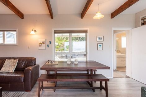 Photo of property in 32 Akitio Esplanade, Akitio, Pongaroa, 4991