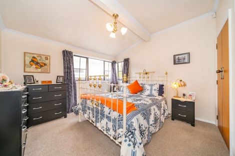 Photo of property in 177 Waiwhetu Road, Waterloo, Lower Hutt, 5011