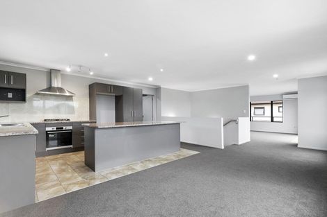 Photo of property in 46 Kokako Rise, Papakura, 2110