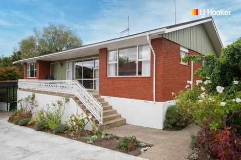 Photo of property in 9 Kinmont Crescent, Kinmont Park, Mosgiel, 9024