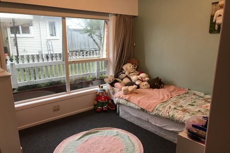 Photo of property in 89 Clawton Street, Westown, New Plymouth, 4310