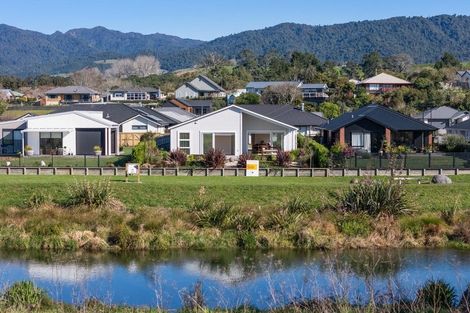 Photo of property in 5 Vesey Drive, Katikati, 3129