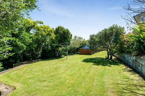 Photo of property in 138 Govett Avenue, Frankleigh Park, New Plymouth, 4310