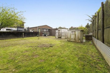 Photo of property in 14 Oberon Street, Stratford, 4332