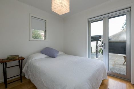 Photo of property in 10 The Esplanade, Westshore, Napier, 4110