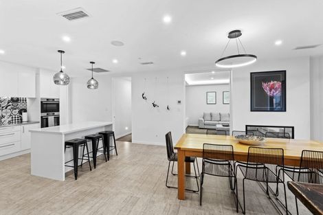 Photo of property in 46 Holiday Drive, Mairehau, Christchurch, 8052