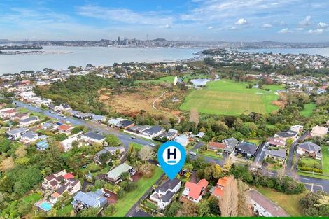 Photo of property in 68 Exmouth Road, Northcote, Auckland, 0627