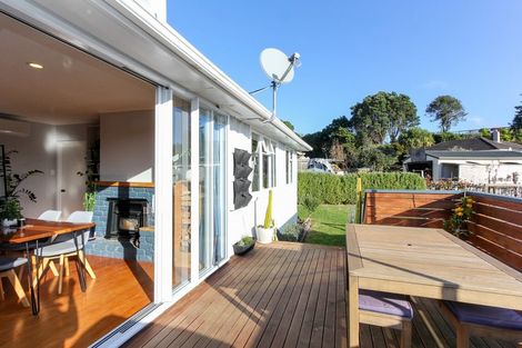 Photo of property in 12 Marton Place, Marfell, New Plymouth, 4310