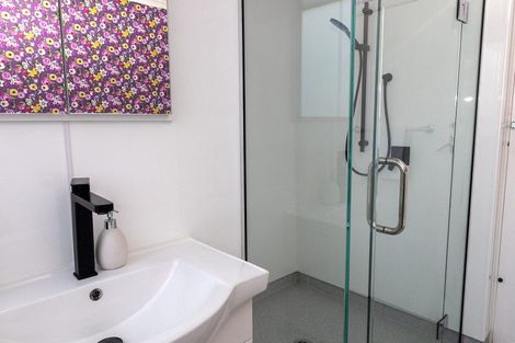 Photo of property in 11 Glenross Street, Glenross, Dunedin, 9011