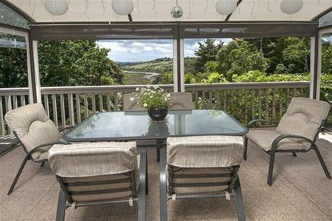 Photo of property in 53 Thatcher Street, Mission Bay, Auckland, 1071