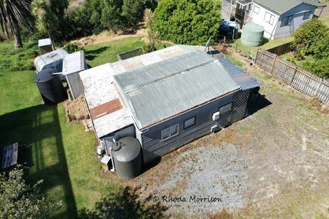 Photo of property in 32 Sandy Beach Road, Tinopai, 0593