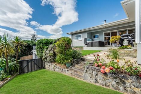 Photo of property in 16 Paneta Street, Paekakariki, 5034