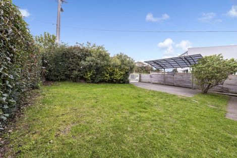 Photo of property in 12a Kallu Crescent, Mount Roskill, Auckland, 1041