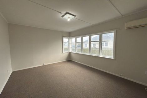 Photo of property in 31 Dickson Crescent, Hornby, Christchurch, 8042