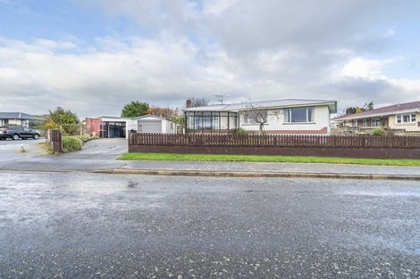 Photo of property in 2 Kinmont Crescent, Newfield, Invercargill, 9812