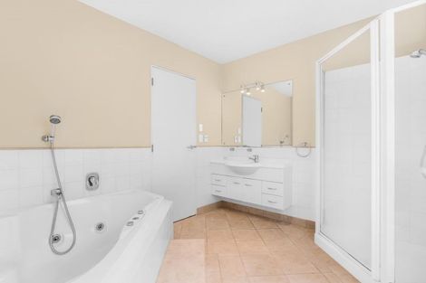 Photo of property in 35 John Rymer Place, Kohimarama, Auckland, 1071