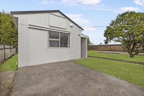 Photo of property in 14 Clayton Road, Manurewa, Auckland, 2102