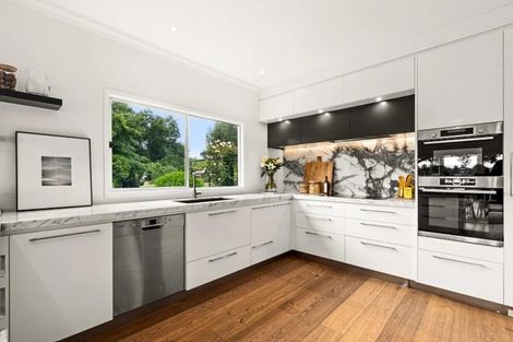 Photo of property in 130 Margaret Avenue, Havelock North, 4130