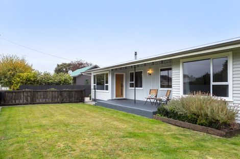 Photo of property in 14 Mahupuku Street, Greytown, 5712