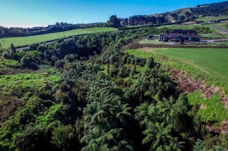 Photo of property in 14 Pahakahaka Drive, Kaitake, New Plymouth, 4374