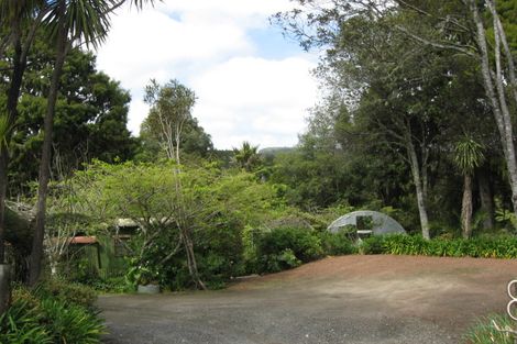 Photo of property in 8 Steam Hauler Track, Waitakere, Henderson, 0782