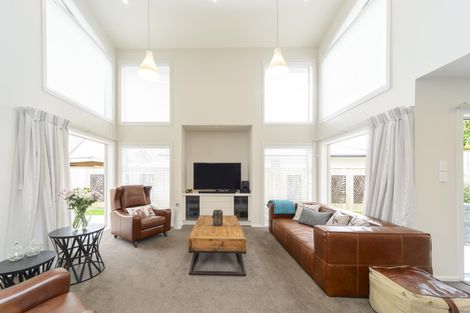 Photo of property in 10a Rangitane Street, Palmerston North, 4414