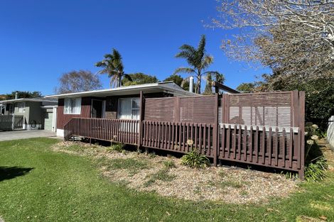 Photo of property in 1/4 Aylmer Court, Eastern Beach, Auckland, 2012