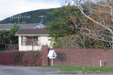Photo of property in 16 Waimarie Avenue, Paraparaumu, 5032
